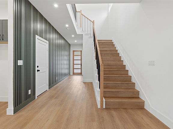 4th image of 5011 Watson Dr