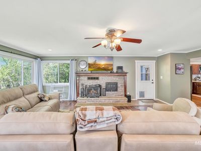 1523 Borah Ave E, Twin Falls, ID, 83301