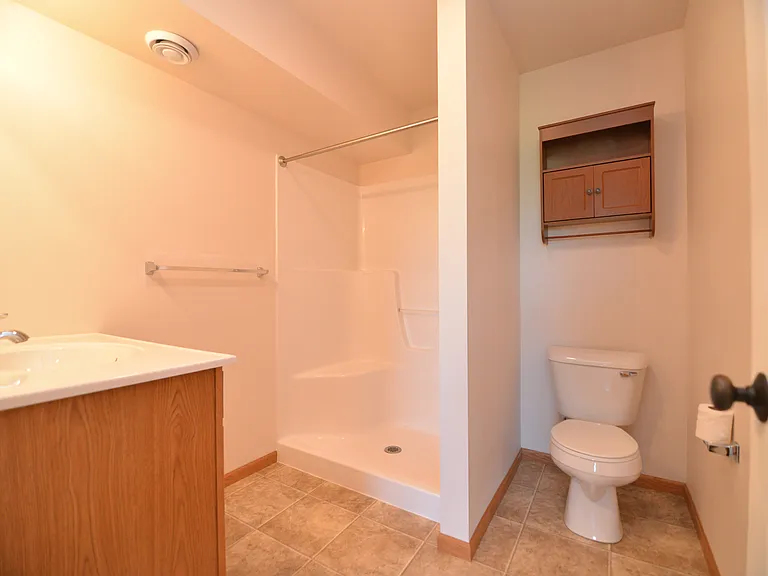 7720 Commerce Park #101 — Photo 7