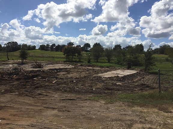 4th image of 1001 Lee Jackson Hwy N