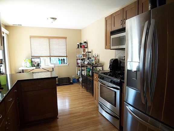 2nd image of 314 Wildberry Ct