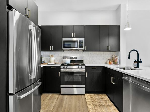 80 Batterson Park Rd #253