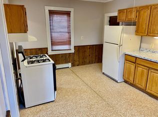 23 Spring St FLOOR 2, Taunton, MA 02780