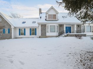 514 Highlawn Dr, East Stroudsburg, PA 18302