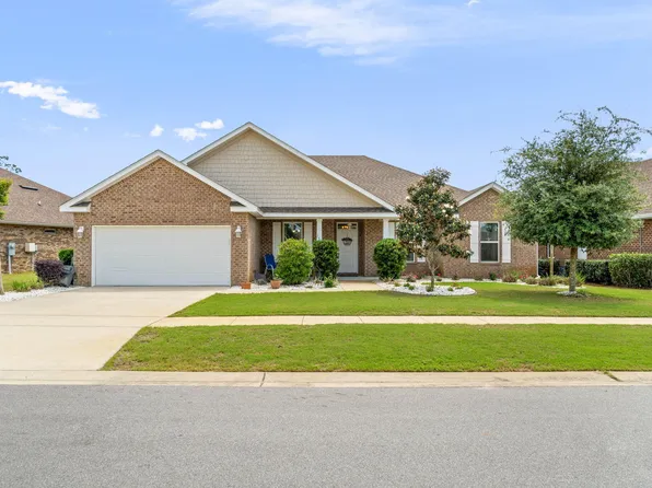 545 Brighton Cv, Freeport, FL 32439