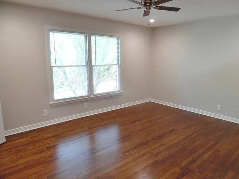 2309 Pembroke Dr #B — Photo 11