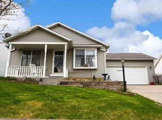 3327 Wild Cherry Rdg W, Mishawaka, IN 46544