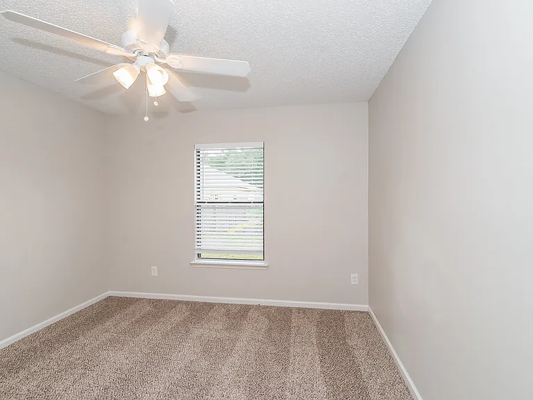 14031 Ridgewick Dr — Photo 10