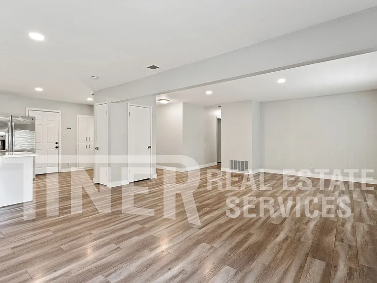 2771 Wissemann Dr — Photo 8
