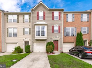 98 Colts Neck Dr, Sicklerville, NJ 08081