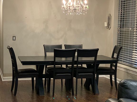 3rd image of 9360 Skokie Blvd #221