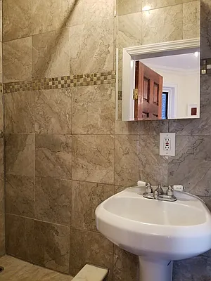 Rented by Keller Williams NYC | media 48