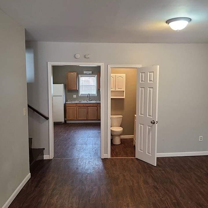 1st floor bathroom