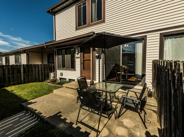 3028 Roundtree Blvd #44, Ypsilanti, MI 48197