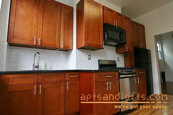 Rented by aptsandlofts.com | media 19