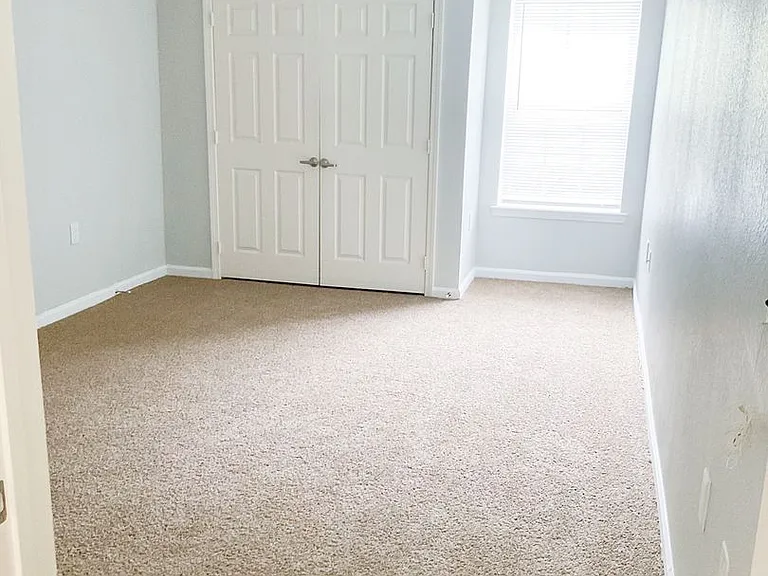 Blue Ridge Village Apartments — Photo 23