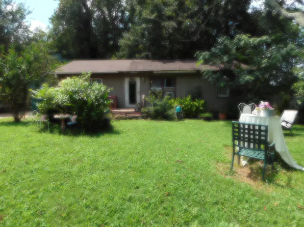 927 9th St, Gaffney, SC 29340