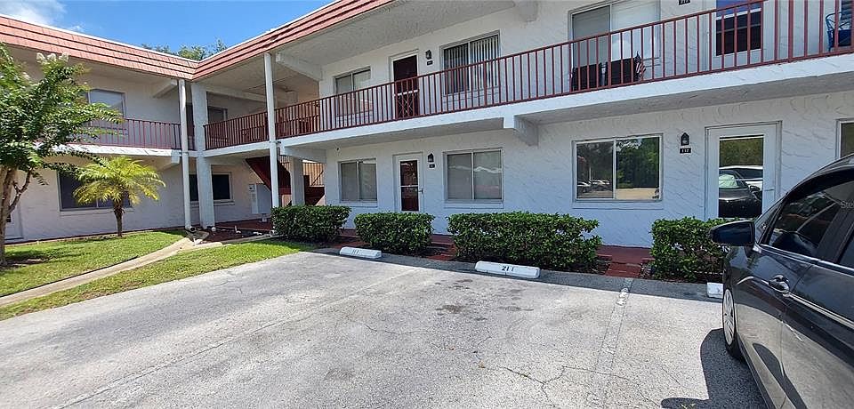 1st image of 400 EL CAMINO DRIVE #211