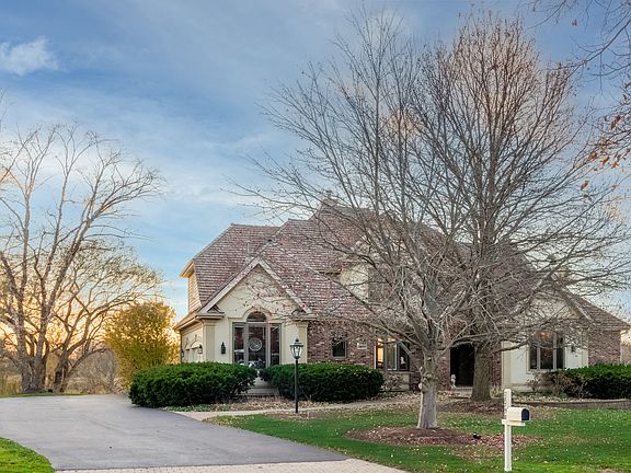 2nd image of 28790 N Sky Crest Dr