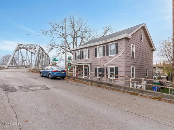 2 4th Street, Waterford, NY 12188