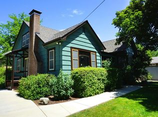 1112 NE A St, Grants Pass, OR 97526