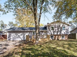 2243 Countryside Dr, Montgomery, IL 60538