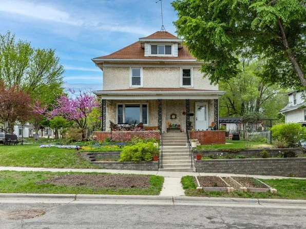 567 Bidwell St, Saint Paul, MN 55107