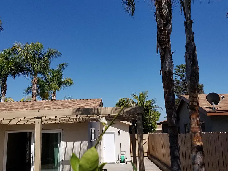 645 Parker St — Photo 33