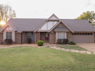 10512 Castleton St, Fort Smith, AR 72908