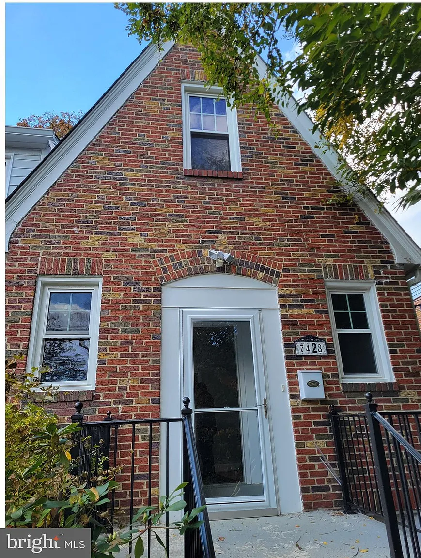 7428 Piney Branch Rd photo 1