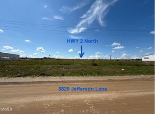 5829 Jefferson Ln, Williston, ND 58801
