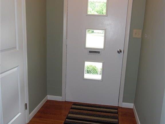3rd image of 2904 Cricket Ln