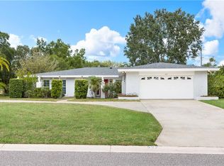 527 Rollingview Dr, Temple Terrace, FL 33617