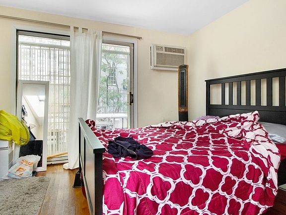 4th image of 416 E 73rd St APT 3e
