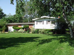 5835 Brainard Dr, Sylvania, OH 43560
