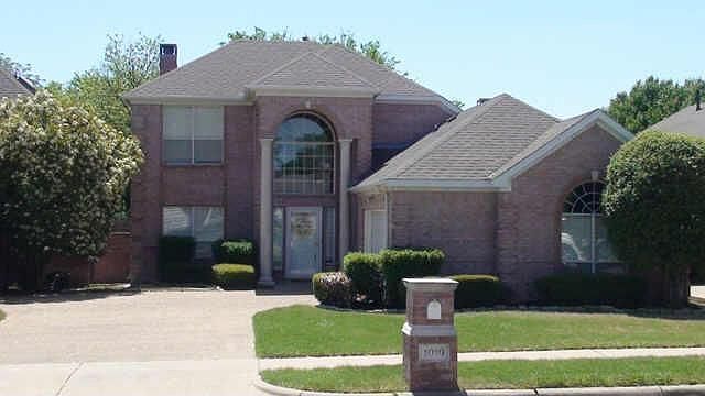 1st image of 1010 Gregory Dr