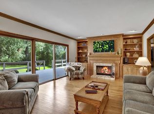 3100 Pleasant Ln, Racine, WI 53405