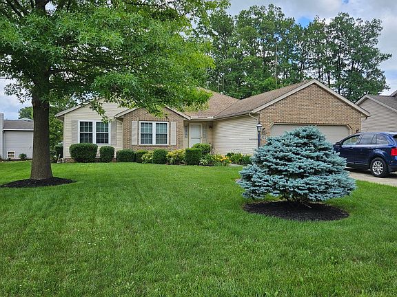 3rd image of 912 Randallwood Dr
