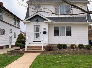 2014 Baxterly Ave, Lakewood, OH 44107