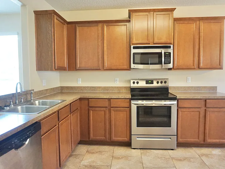 1445 Wallace Manor Pass — Photo 6