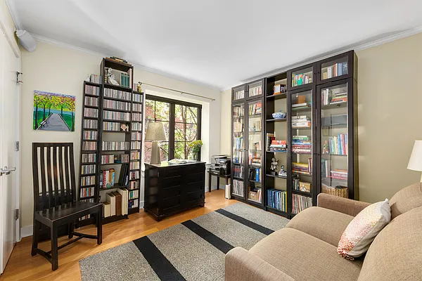 Sold by Compass | media 10