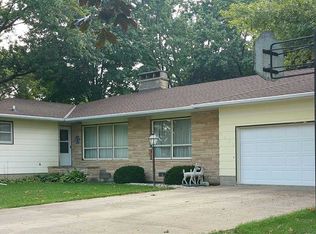 6137 Logan Ave, Waterloo, IA 50703