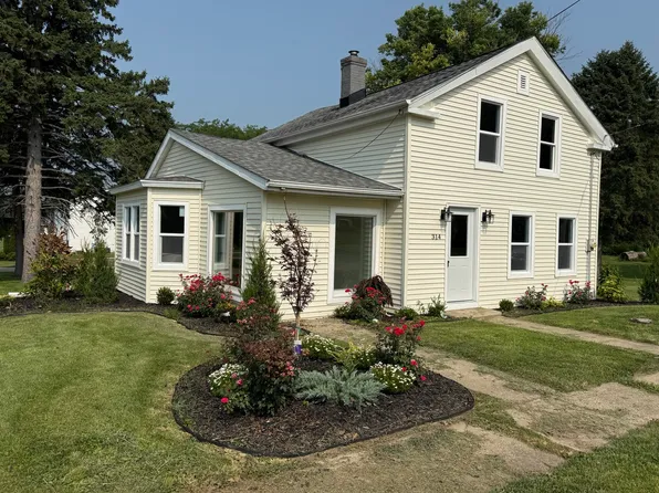 314 S High St, Granville, IL 61326