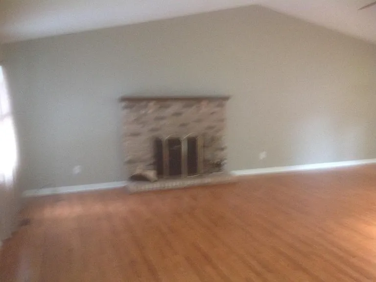 111 Eagle Ln — Photo 23