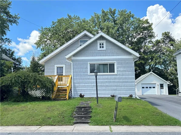 10 Pleasant Ave, Oneonta, NY 13820