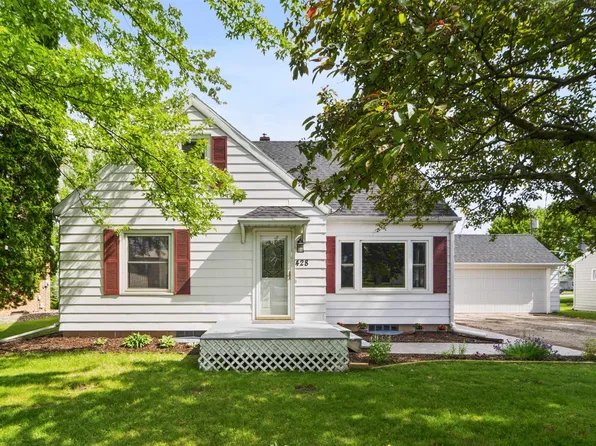 W428 Stumpf Ave, Sherwood, WI 54169