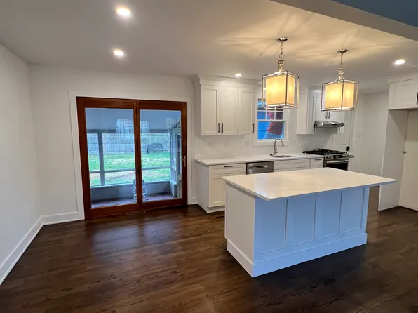 620 Hollywood Dr, Northfield, NJ 08225