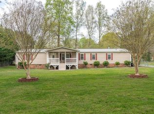 1007 High Rock Shores Dr, Lexington, NC 27292