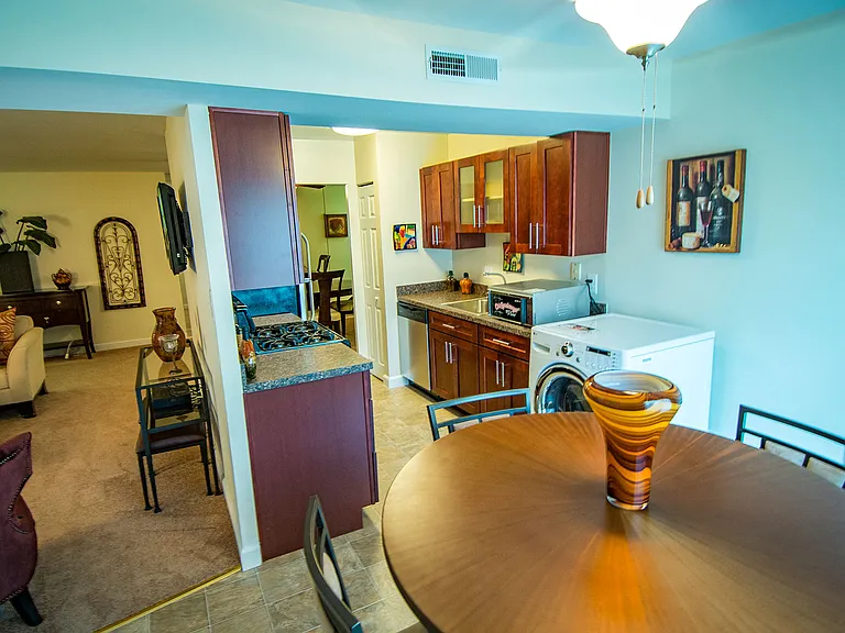 Oakton Park Apartments — Photo 47