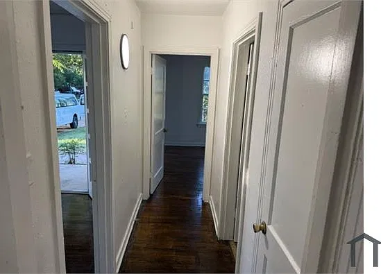 2 bed, 1000 sqft, $800 — Photo 2